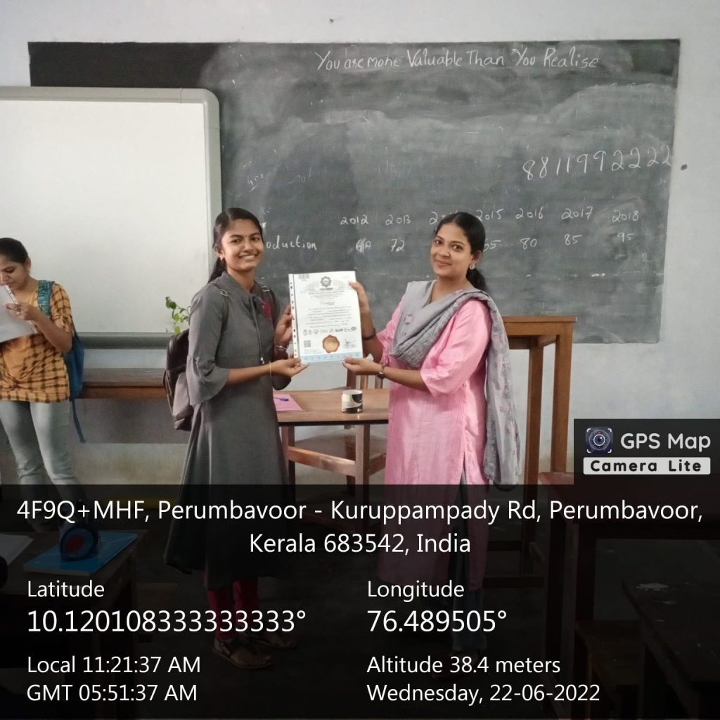 Certificate distribution to students completed Add on course DIIFA