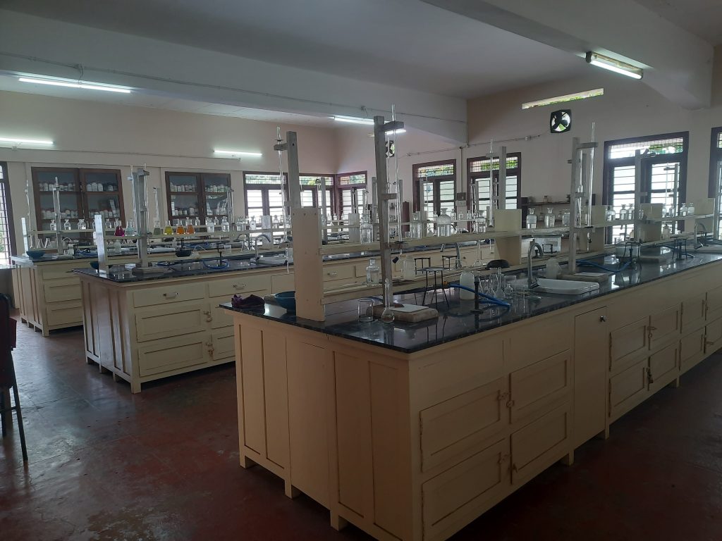 Chemistry Lab (3)
