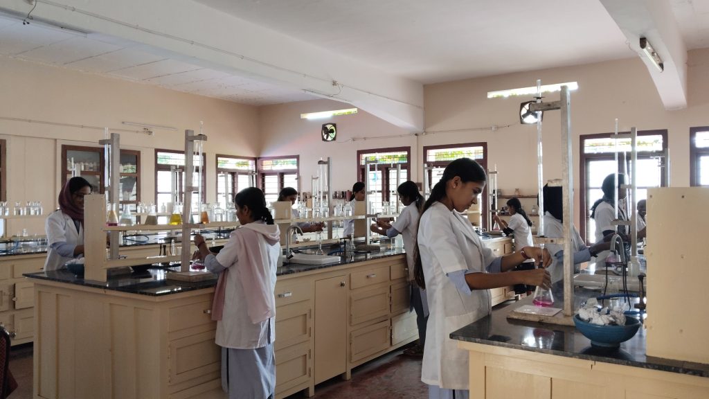 Chemistry Lab (4)