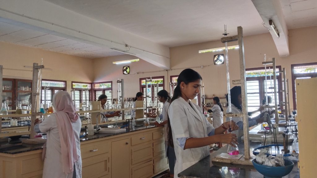 Chemistry Lab (6)